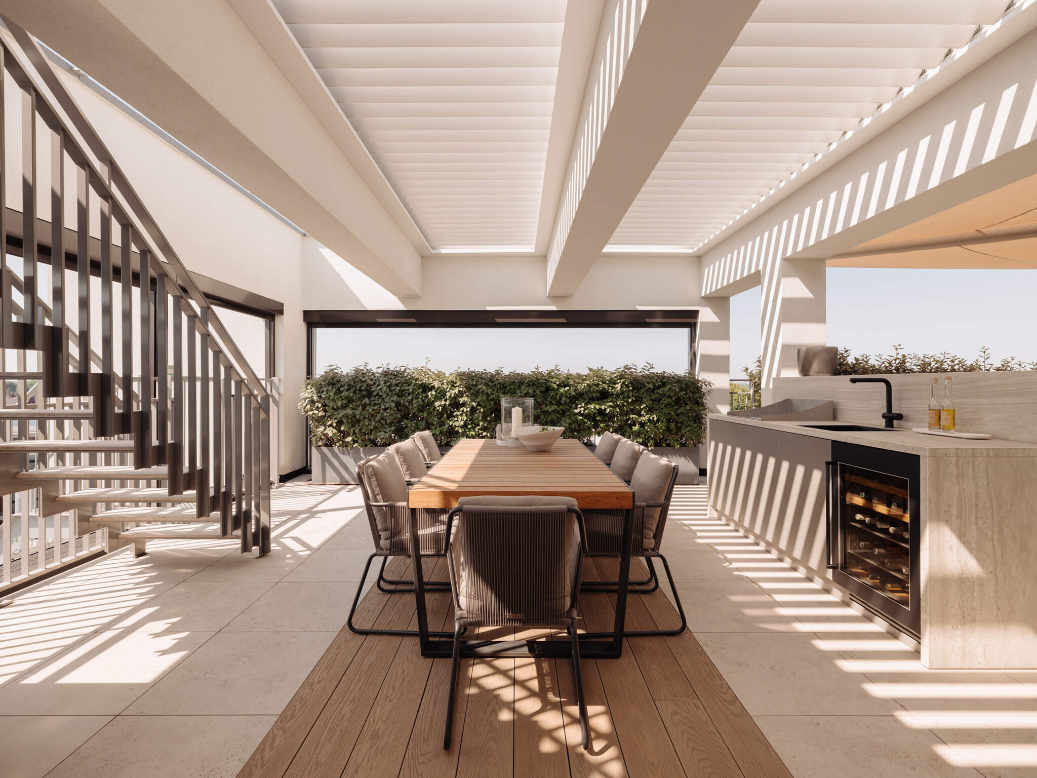 Eetgedeelte met pergola en vlondervloer op het dakterras