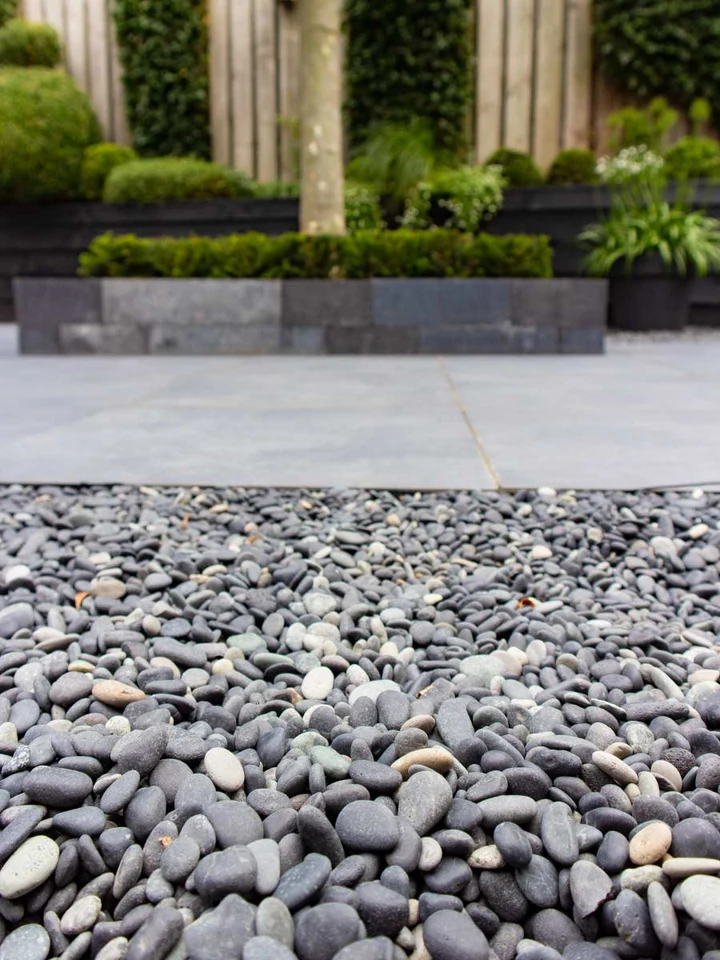 Beach pebbles zwart 16/25mm