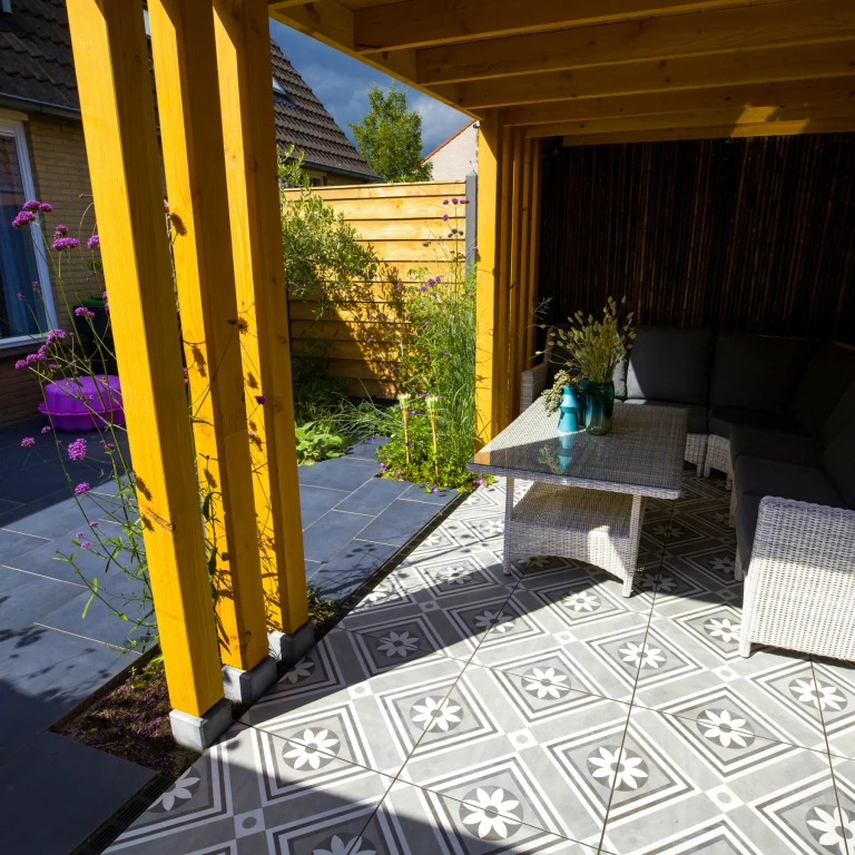 GeoCeramica® Concreet 60x60x4cm Flower decorate