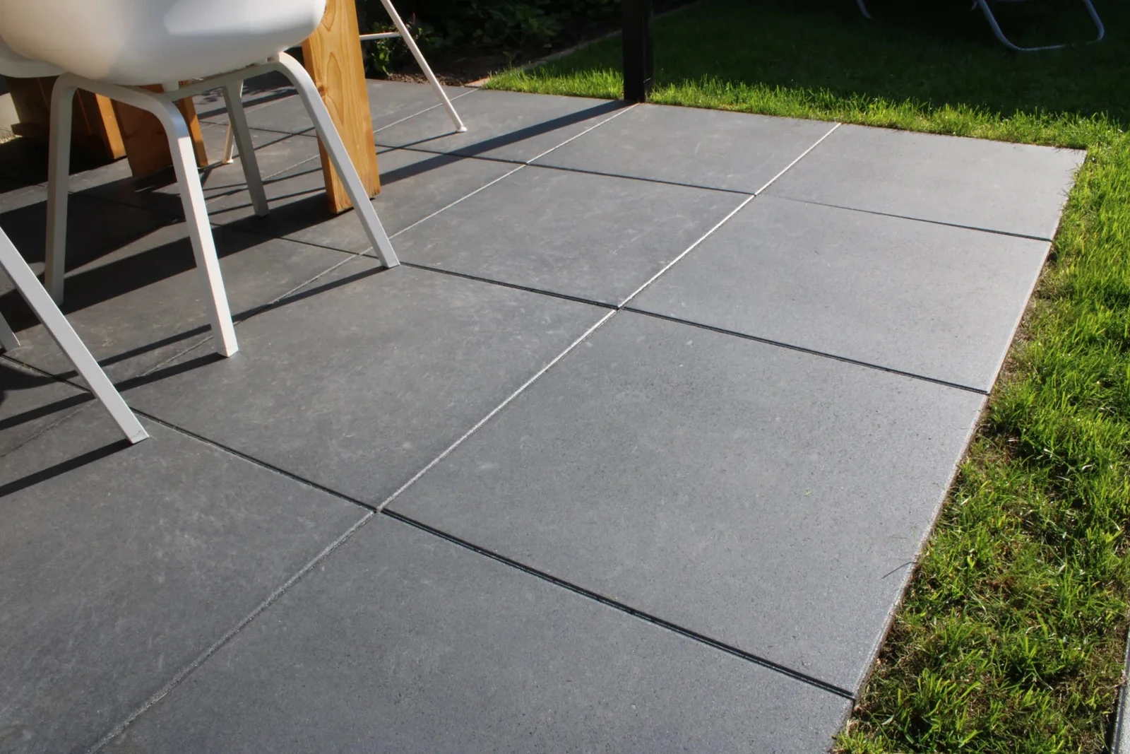 Mondo Facet Pit Black 60x60x4cm Zwart