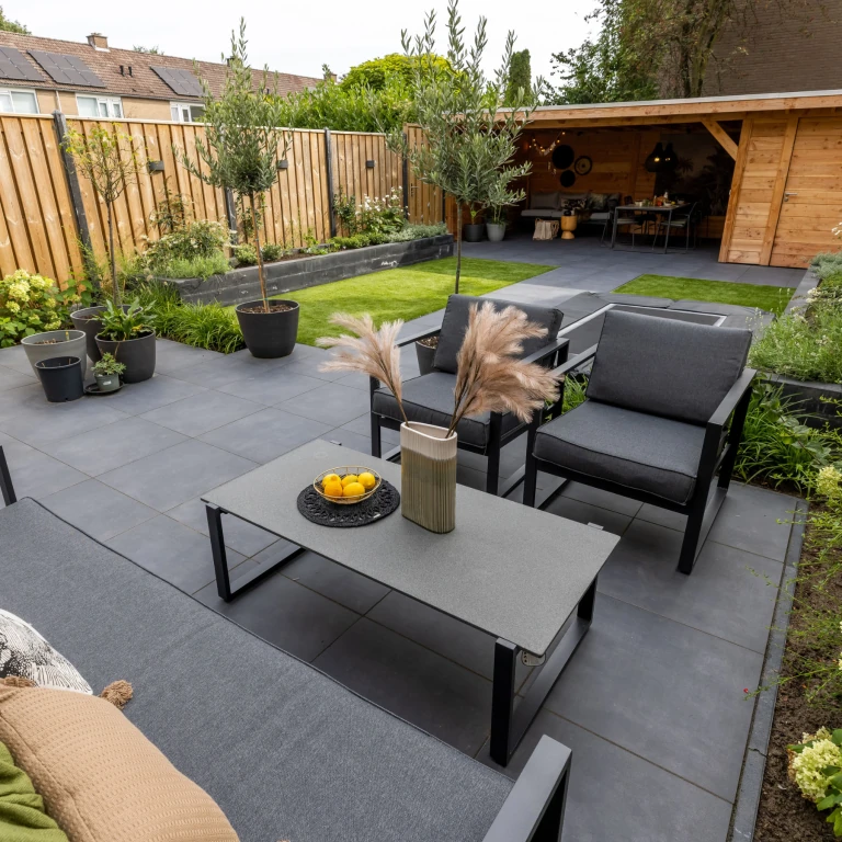 GeoCeramica® Flow 60x60x4cm Black