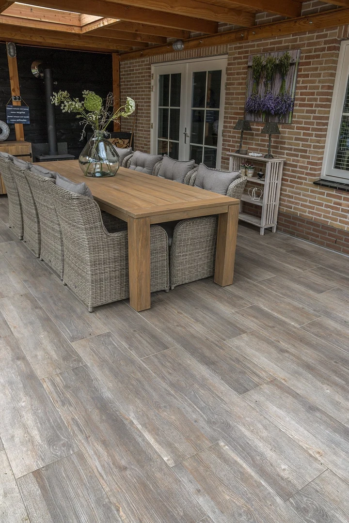 Woodlook Dark Oak