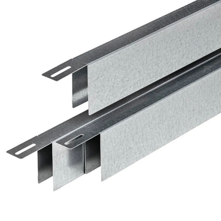 Krimp/Uitzet maskeer U-profiel verzinkt 31,5mm Reest 8.4x3.15x179.5cm