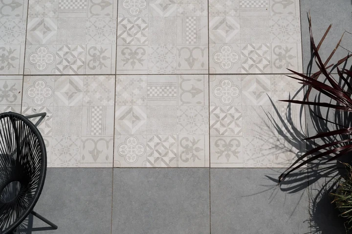 Ceramiton Titan 60x60x4cm 60x3x60cm Mosaïc Silver
